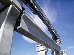 写真-4　Uコンポ橋の製作・架設状況 img